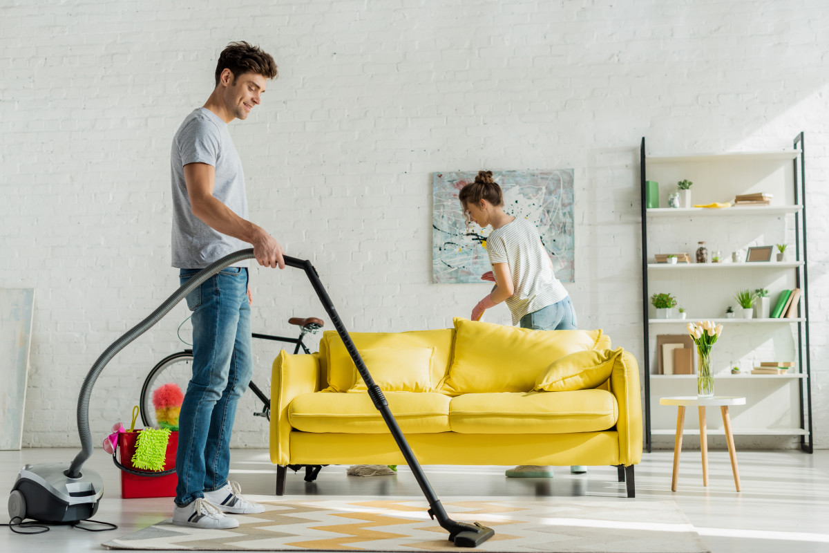 Ula Bayan Temizlikçi